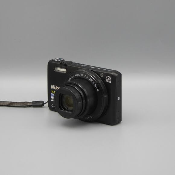 Nikon Coolpix S7000 Digital Camera | 16MP | Black - Picture 4 of 5